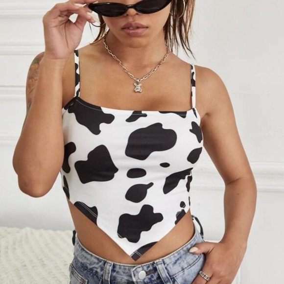 SHEIN Tops - 💥5 FOR $10 SALE 💥 NWOT Cow Print Bandana Crop Cami Top